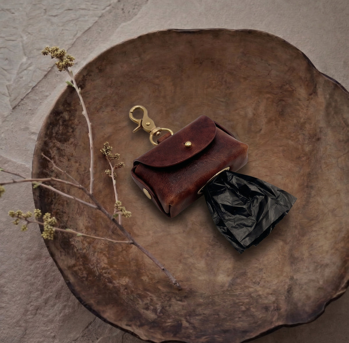 Heritage brown poop bag pouch