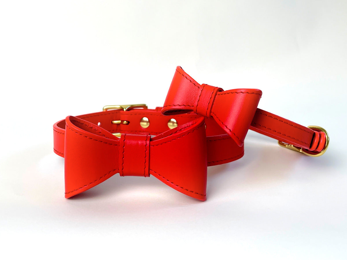 Poppy Red leather collar with removable bow