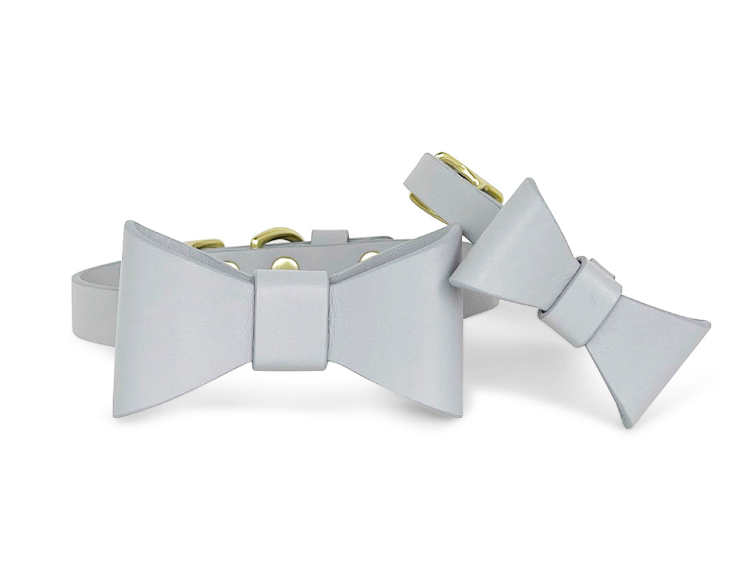 Pearl gray leather collar with removable bow