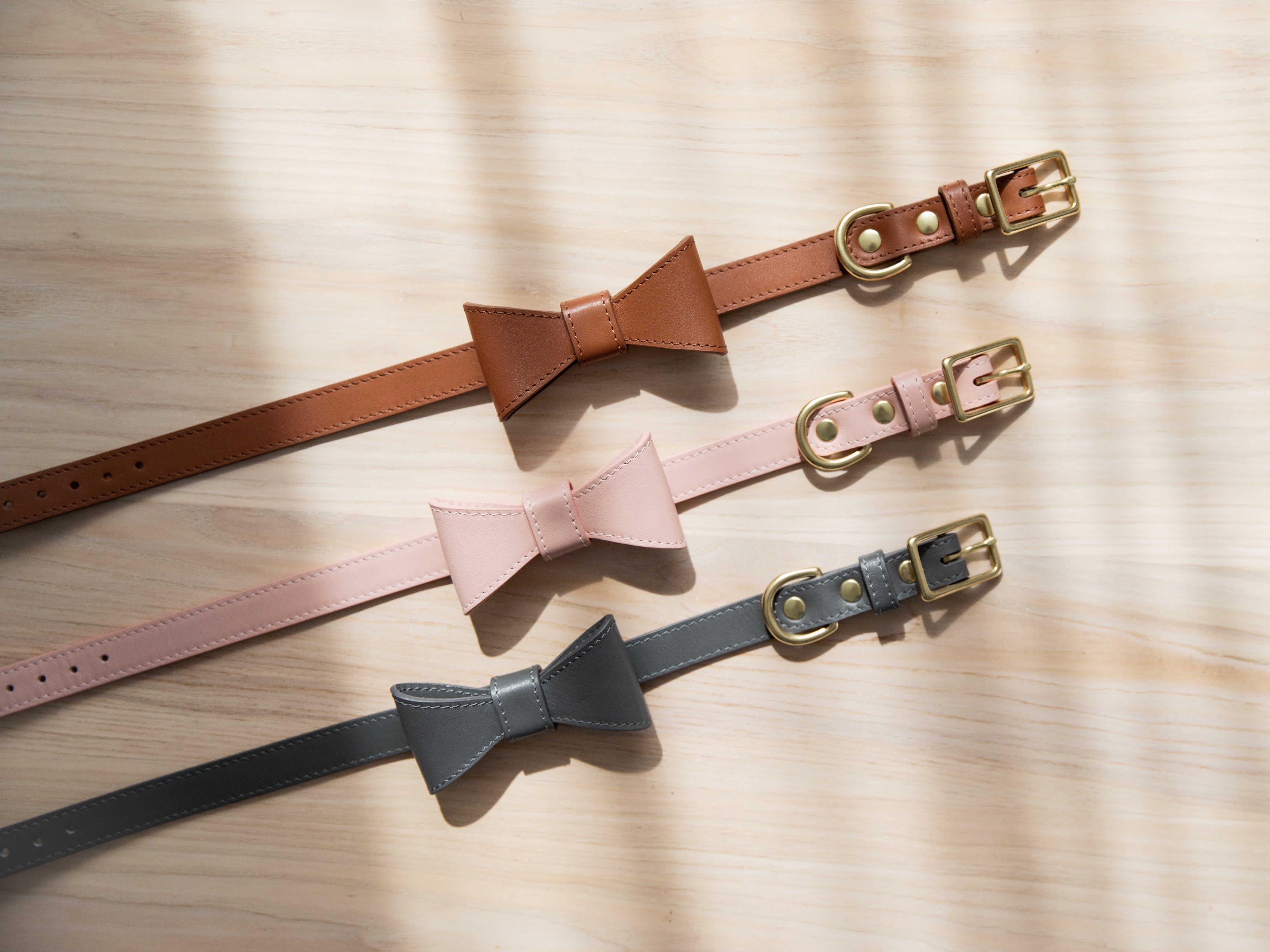 Blush pink leather collar with removable bow