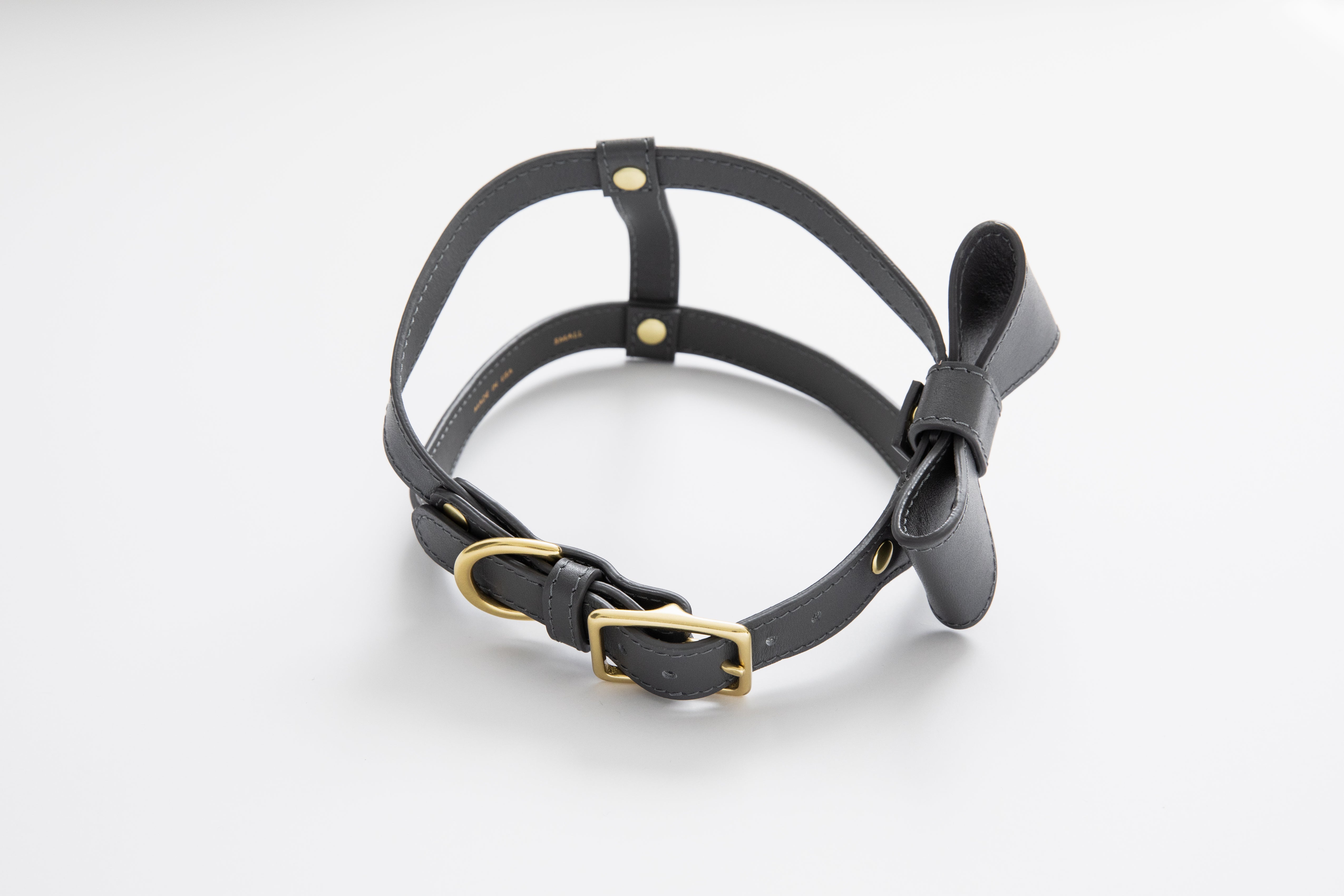 Stone gray leather harness with removable bow
