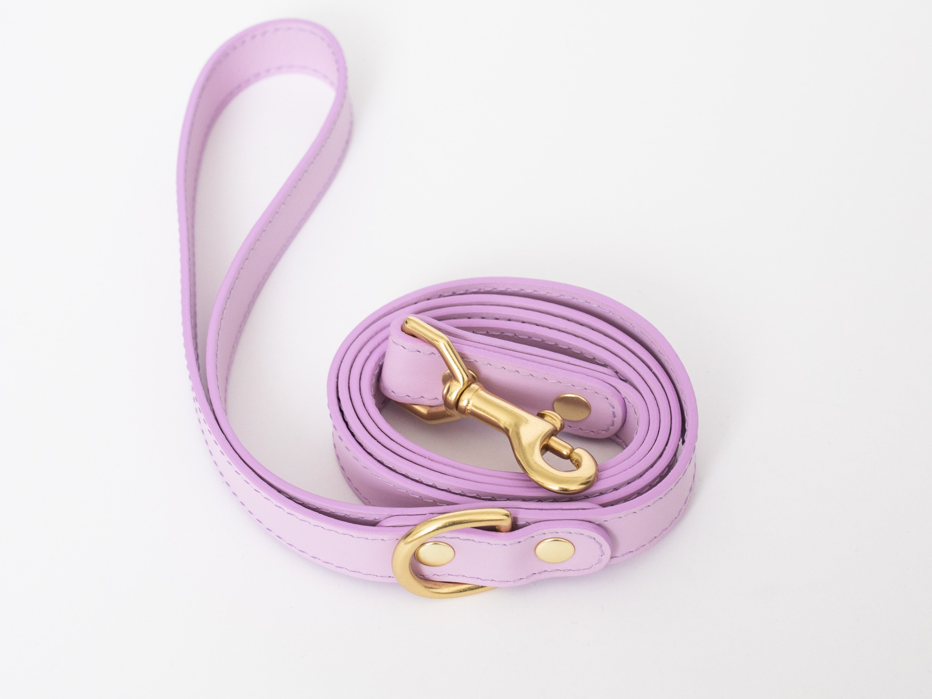 Lilac leather leash
