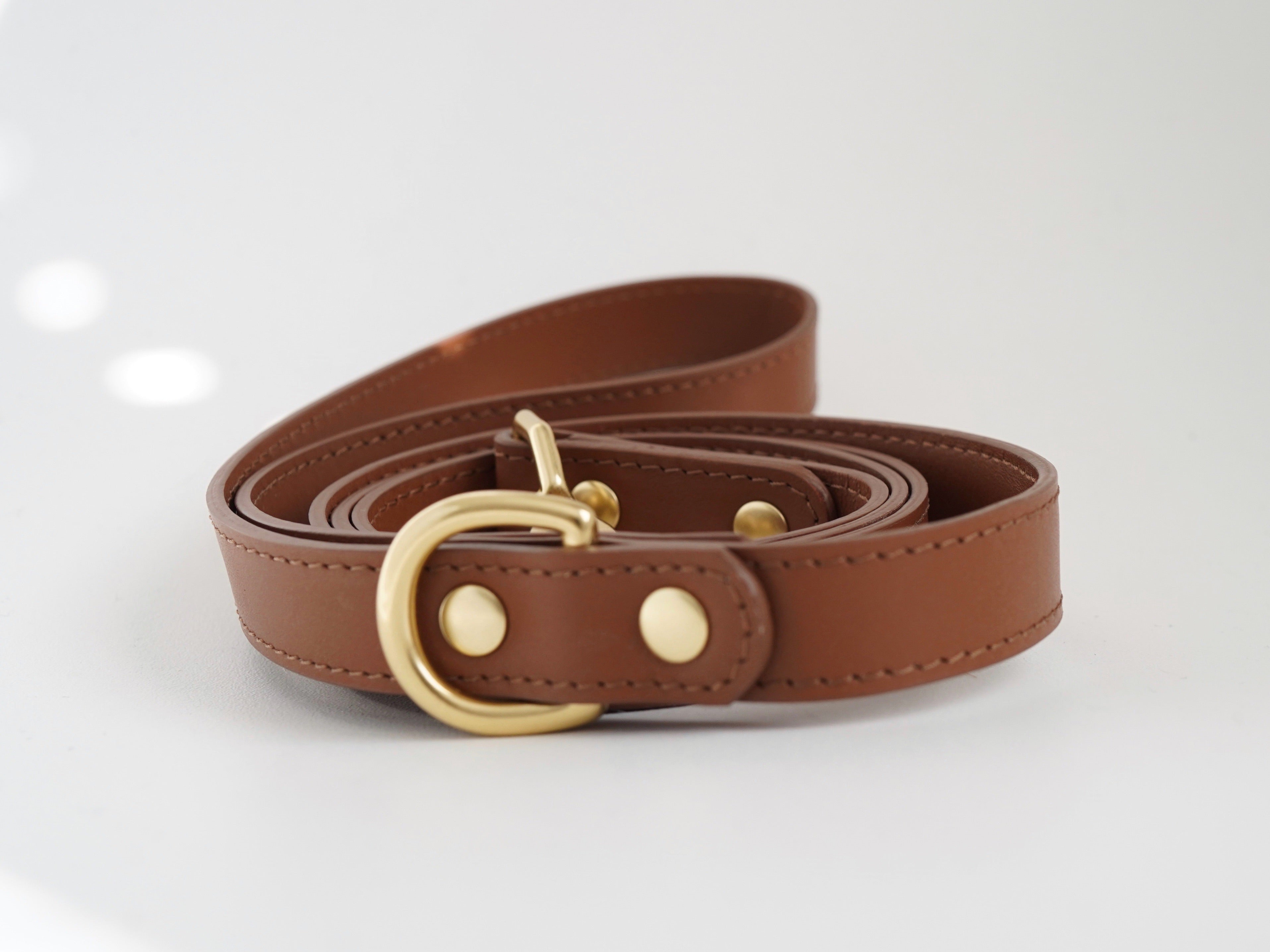 Saddle brown leather leash | PIPOLLI